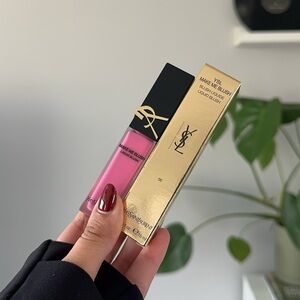 Make Me Blush 12H Blurring Liquid Blush - Fuchsia Fling